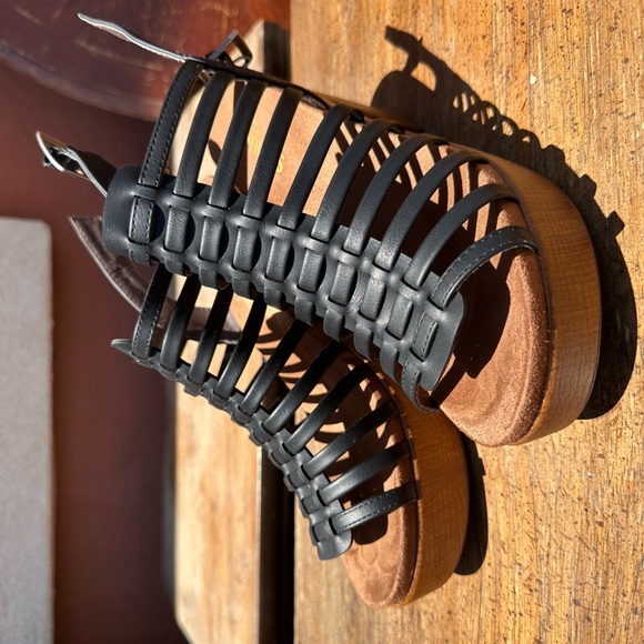 White Mountain Shoes - Black Strappy Sandals with Wooden Sole